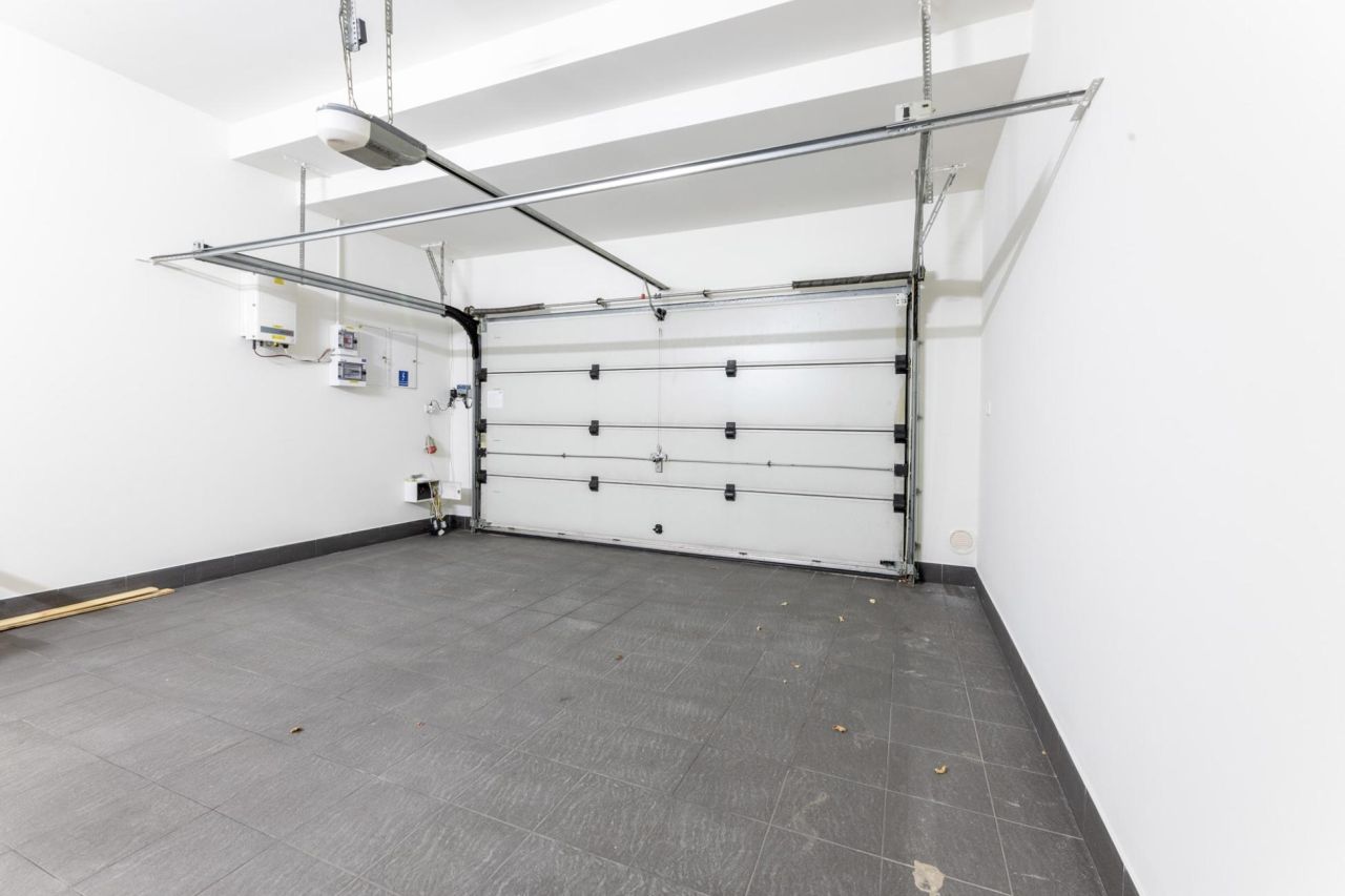 dom wolnostojący, 5 pokoi Chyby, ul. Jesionowa. Zdjęcie 20