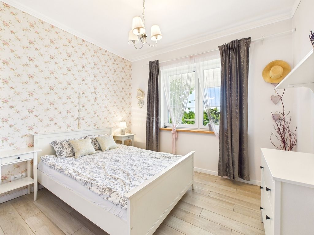 dom wolnostojący, 6 pokoi Ławki. Zdjęcie 13