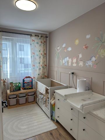 Mieszkanie 3-pokojowe Zamienie. Zdjęcie 3