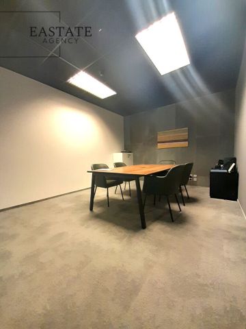 Biuro Warszawa Śródmieście, ul. Emilii Plater. Zdjęcie 5