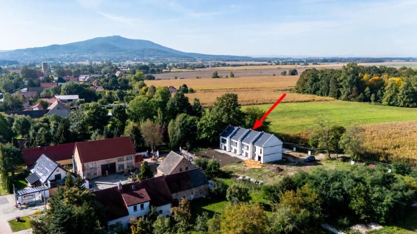 dom szeregowy, 6 pokoi Rogów Sobócki, ul. Tymiankowa. Zdjęcie 4