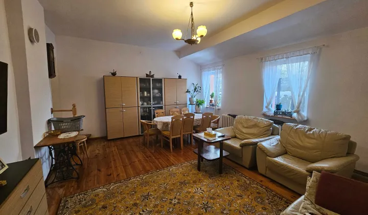 Mieszkanie 5-pokojowe Żmigród