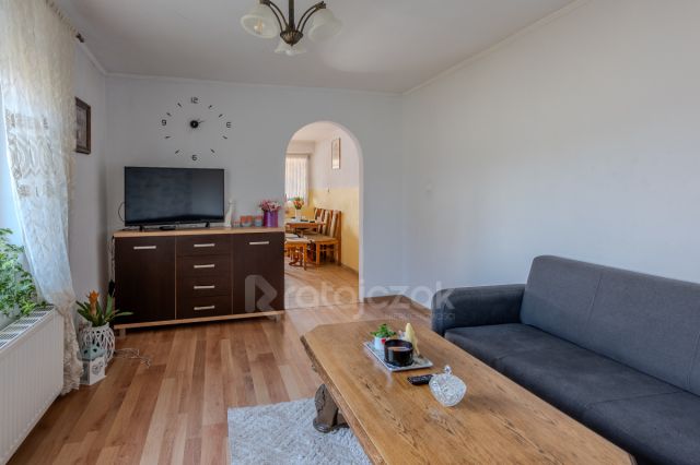 dom wolnostojący, 6 pokoi Rzepiska. Zdjęcie 5