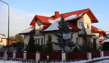dom wolnostojący, 7 pokoi Piekoszów