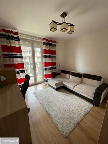 Mieszkanie 3-pokojowe Kraków Czyżyny, ul. Marii Dąbrowskiej. Zdjęcie 1