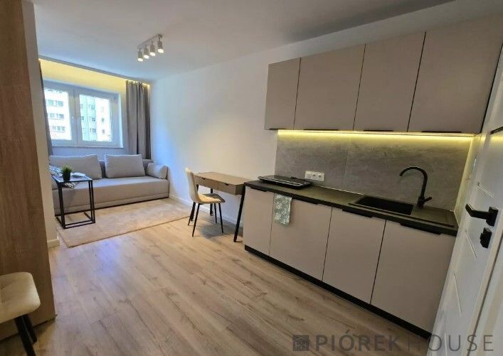 Mieszkanie 2-pokojowe Warszawa Bielany, ul. Tadeusza Gajcego. Zdjęcie 1