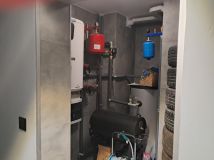 bliźniak, 4 pokoje Mikoszowa. Zdjęcie 2