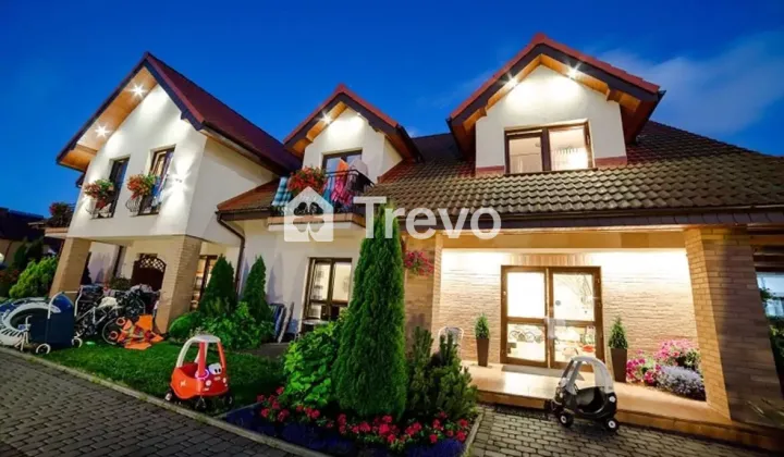 dom wolnostojący, 17 pokoi Rowy, ul. Bosmańska