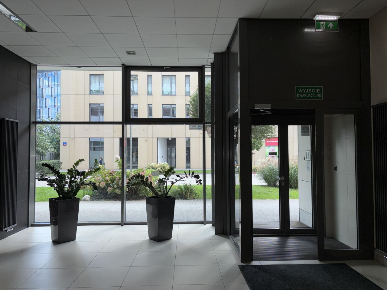 Mieszkanie 3-pokojowe Warszawa Śródmieście, ul. Pokorna. Zdjęcie 16