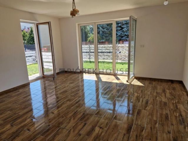 Mieszkanie 3-pokojowe Ząbki, ul. Graniczna. Zdjęcie 1