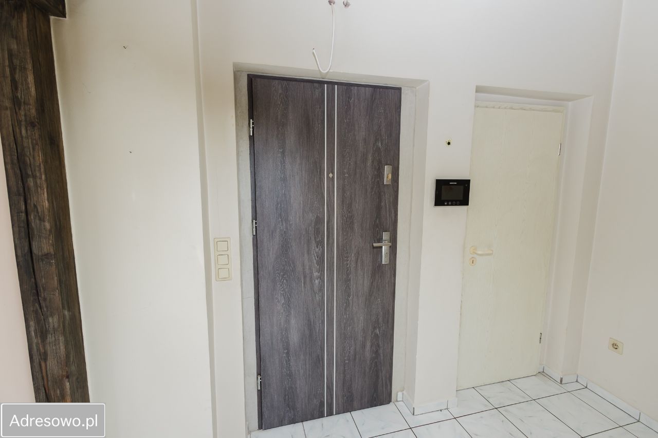 Mieszkanie 3-pokojowe Prudnik, ul. Piastowska. Zdjęcie 2