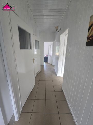 dom wolnostojący, 5 pokoi Szydłówiec. Zdjęcie 10