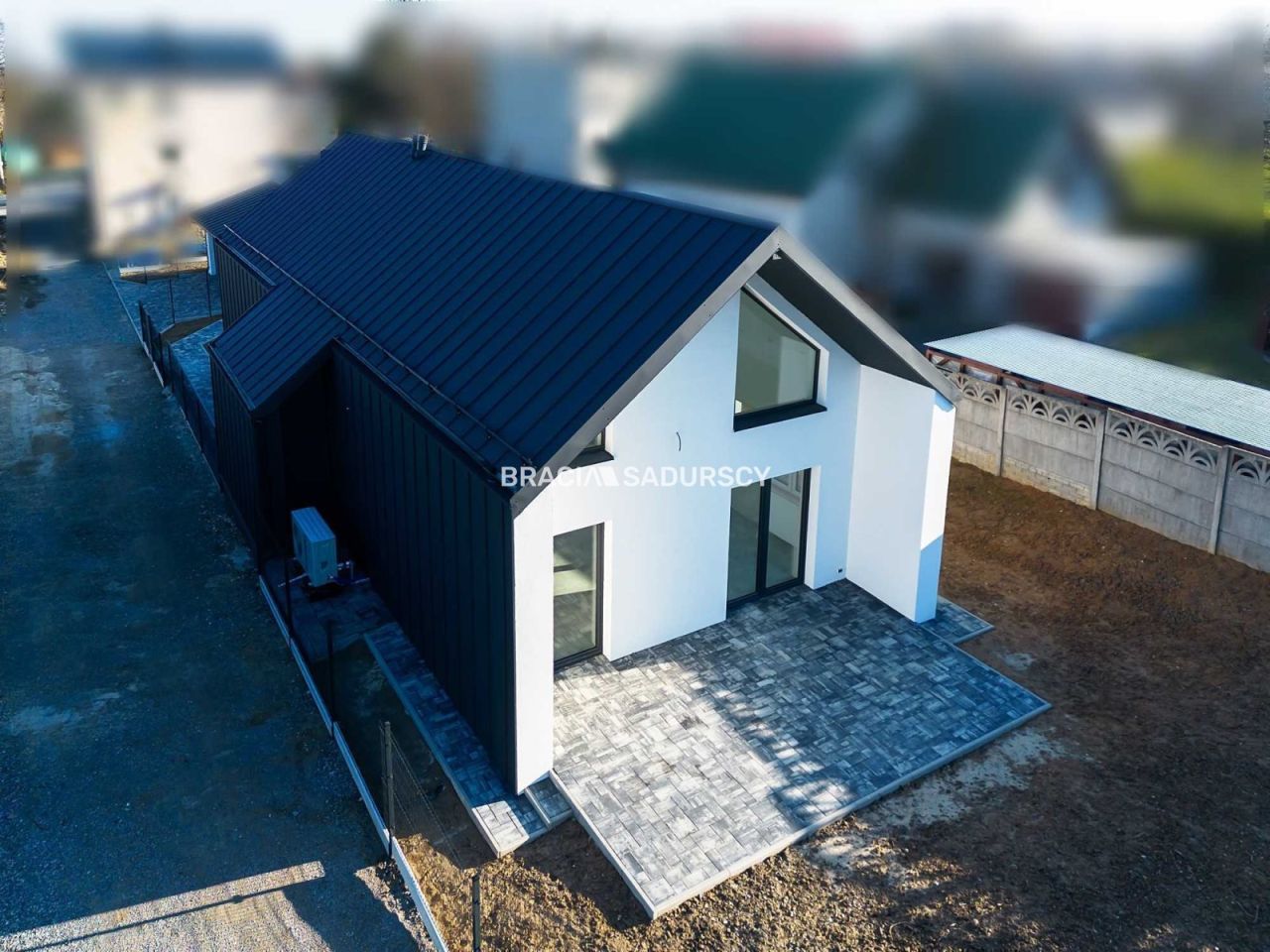 dom wolnostojący, 5 pokoi Bębło. Zdjęcie 8