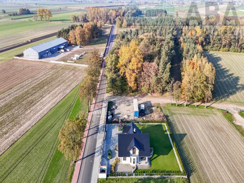 dom wolnostojący, 4 pokoje Lądek, ul. Polna. Zdjęcie 2