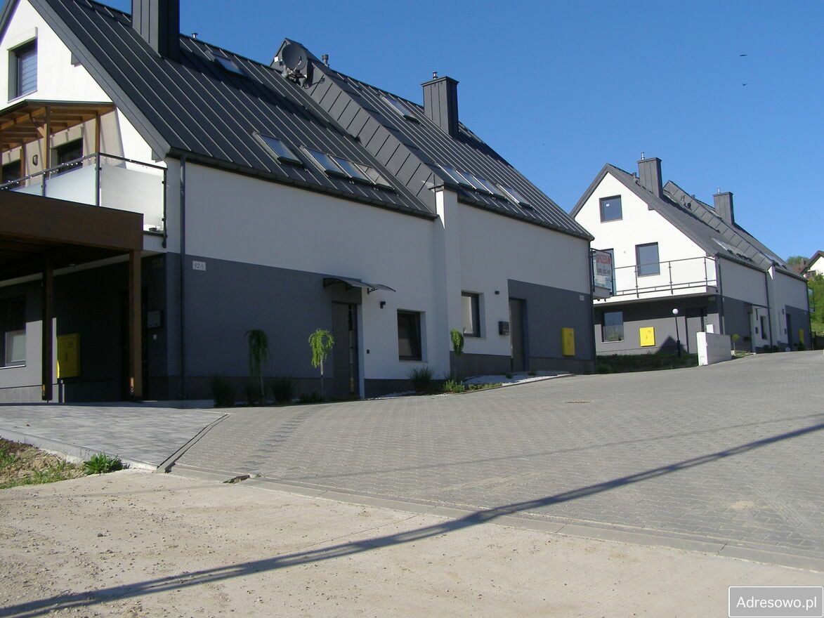 Mieszkanie 4-pokojowe Grybów, ul. Kazimierza Wielkiego. Zdjęcie 1