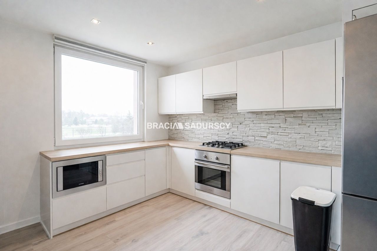 Mieszkanie 3-pokojowe Kraków Podgórze Duchackie, ul. Gołaśka. Zdjęcie 2