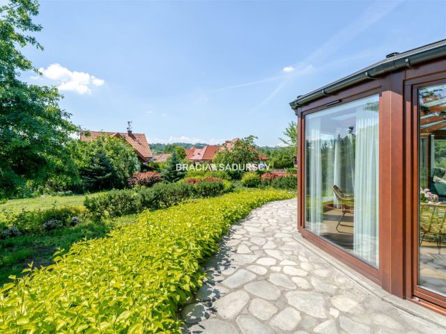 dom wolnostojący, 5 pokoi Kraków Swoszowice, ul. Leona Petrażyckiego. Zdjęcie 30