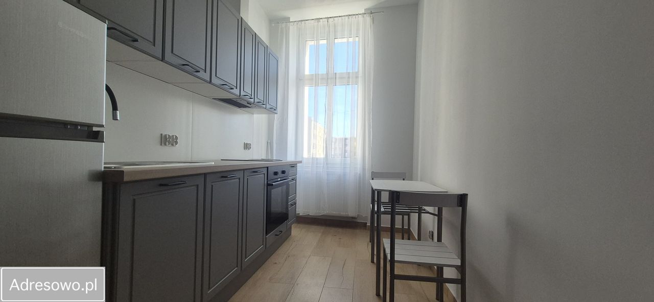 Mieszkanie 2-pokojowe Bytom Śródmieście, ul. Powstańców Warszawskich. Zdjęcie 6