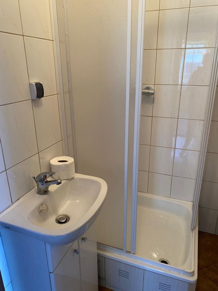 Mieszkanie 1-pokojowe Wiązów. Zdjęcie 6