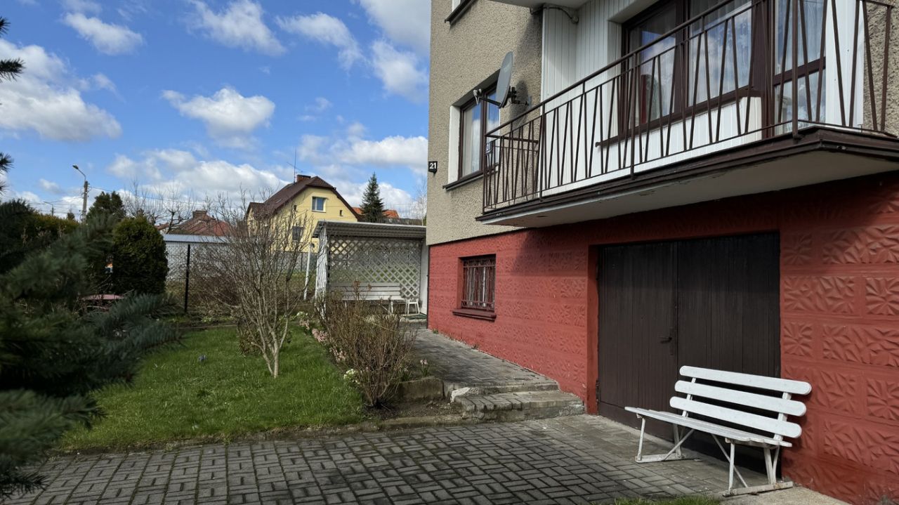 dom wolnostojący, 5 pokoi Bielsko-Biała Lipnik, ul. Szczygłów. Zdjęcie 2