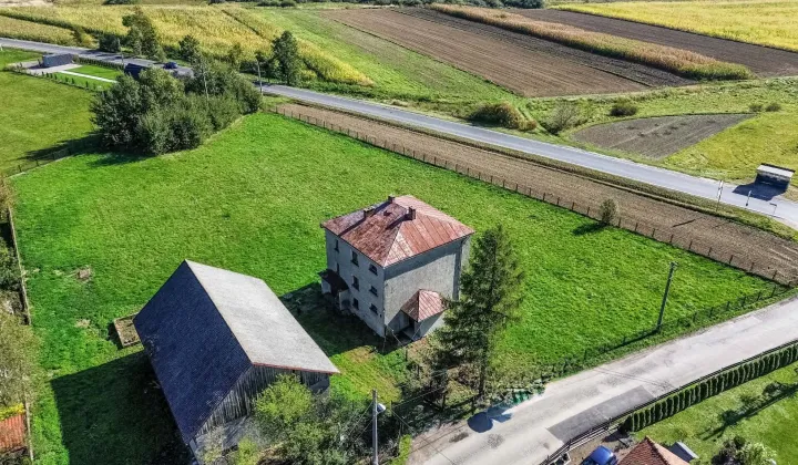 dom wolnostojący, 6 pokoi Rusocice Załęg, ul. Załęg