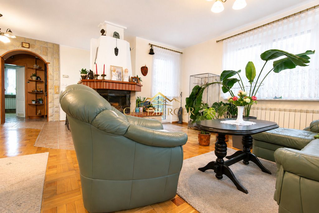 dom wolnostojący, 7 pokoi Swarzędz, ul. Wrzesińska. Zdjęcie 2