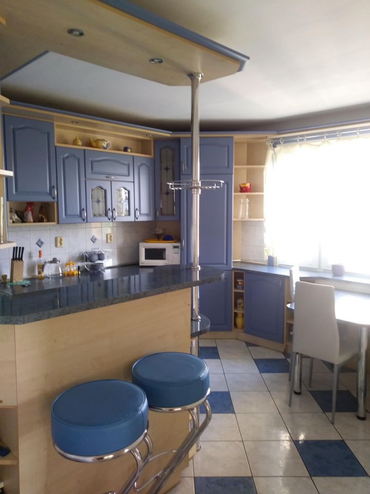 Mieszkanie 4-pokojowe Kielce, os. Na Stoku. Zdjęcie 2