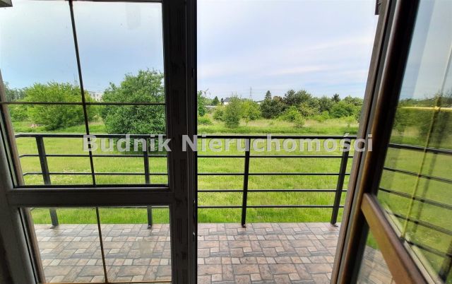 dom wolnostojący, 5 pokoi Stare Babice. Zdjęcie 8