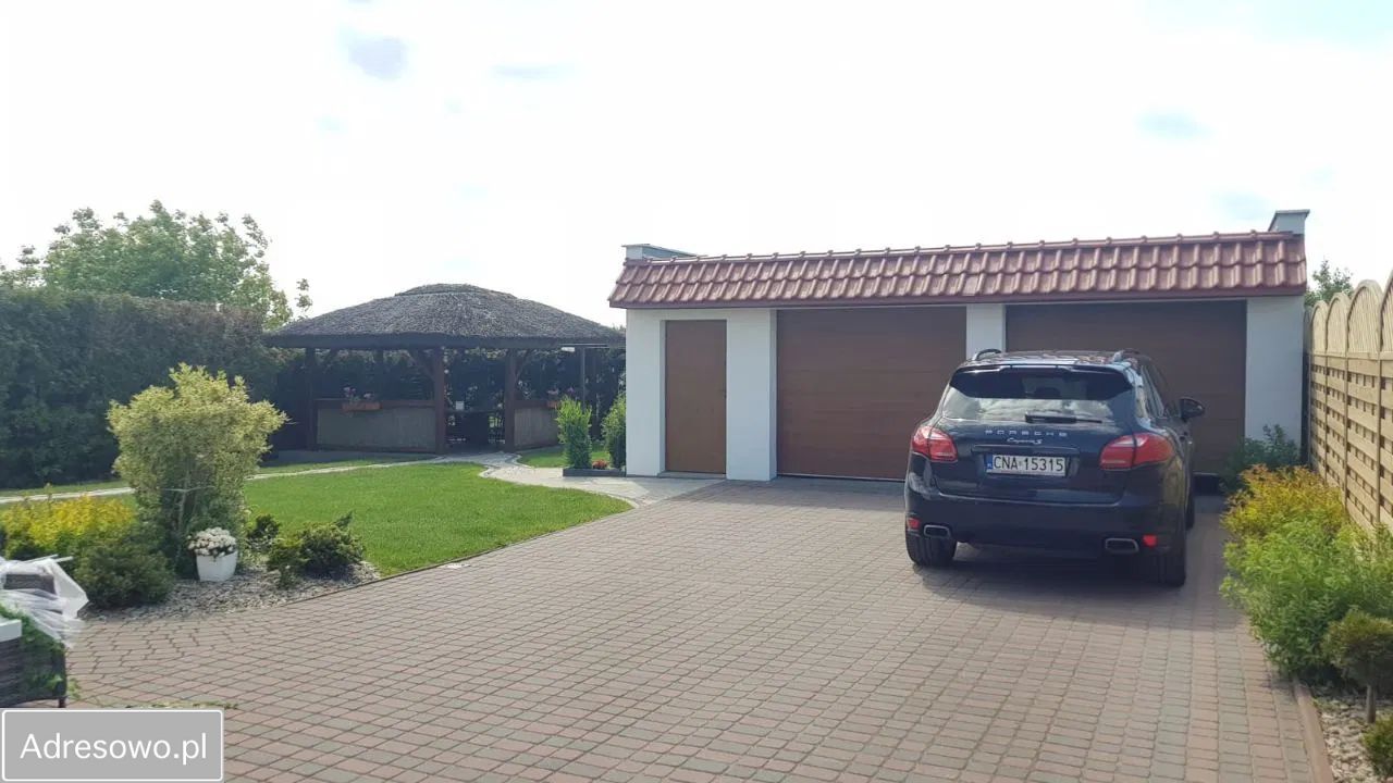 dom wolnostojący, 5 pokoi Trzeciewnica. Zdjęcie 10