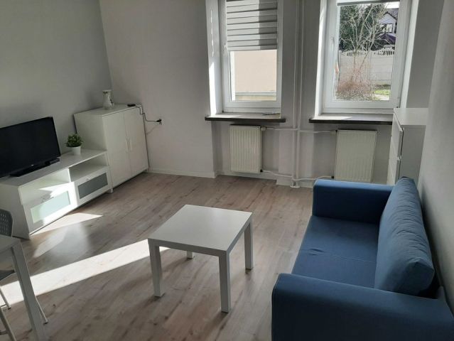 Mieszkanie 2-pokojowe Warszawa Okęcie, ul. Marcina Flisa. Zdjęcie 1