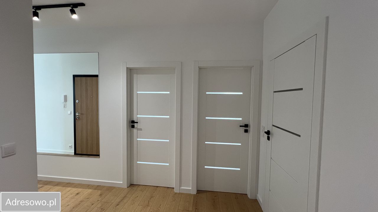 Mieszkanie 3-pokojowe Warszawa Włochy, ul. Równoległa. Zdjęcie 12