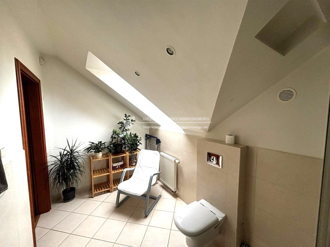 dom wolnostojący, 5 pokoi Jaworze. Zdjęcie 28