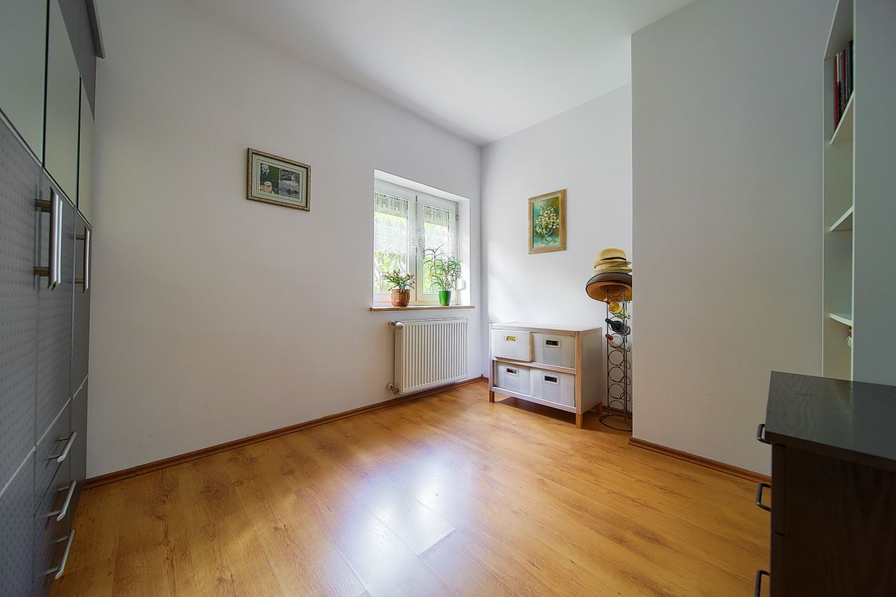 dom wolnostojący, 8 pokoi Serby, ul. Żytnia. Zdjęcie 13
