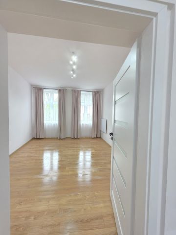 Mieszkanie 2-pokojowe Wieliczka Centrum, ul. Władysława Reymonta. Zdjęcie 5