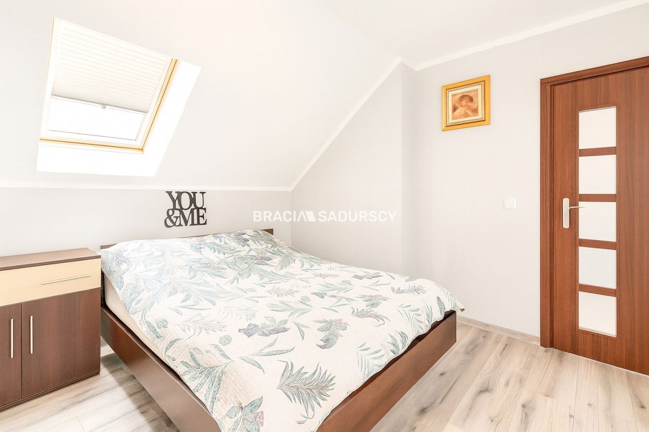 dom wolnostojący, 5 pokoi Wieliczka Krzyszkowice, ul. Modrzewiowa. Zdjęcie 16