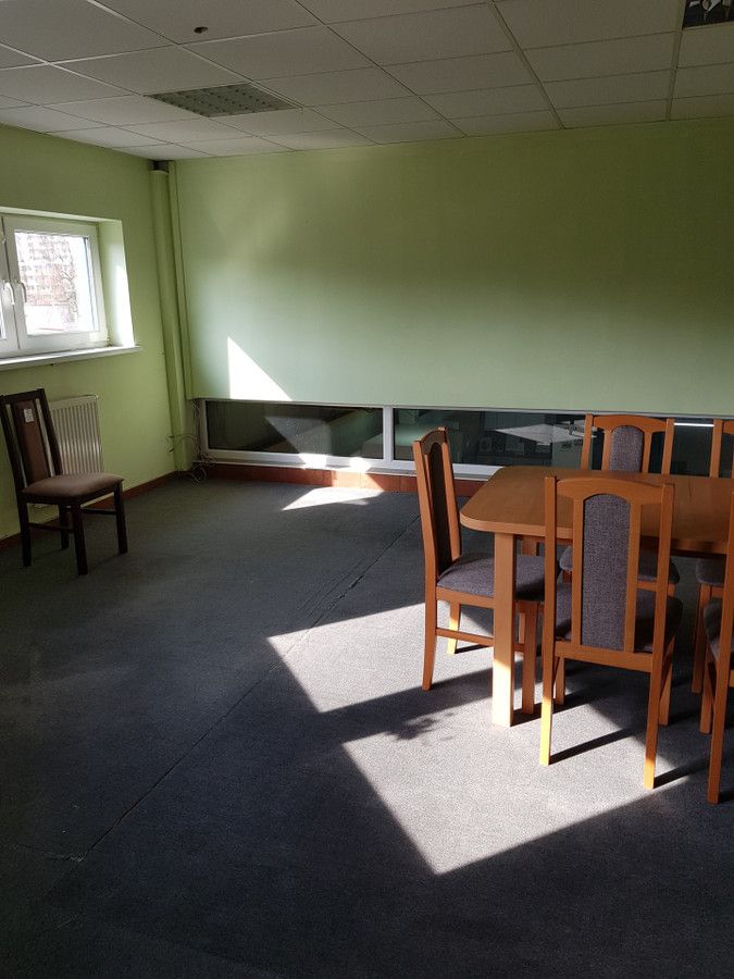 Lokal Toruń Na Skarpie, ul. Konstytucji 3 Maja. Zdjęcie 2