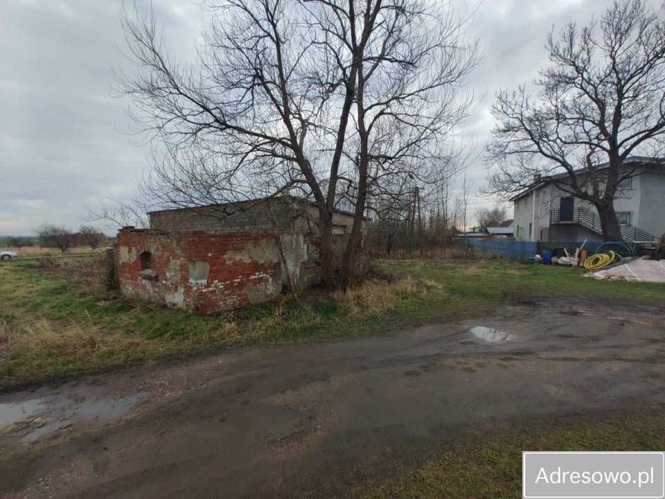 Hala/magazyn Grabiny-Zameczek. Zdjęcie 7