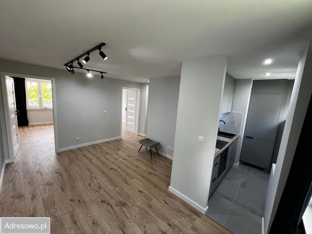 Mieszkanie 3-pokojowe Kielce KSM, ul. Spółdzielcza. Zdjęcie 1