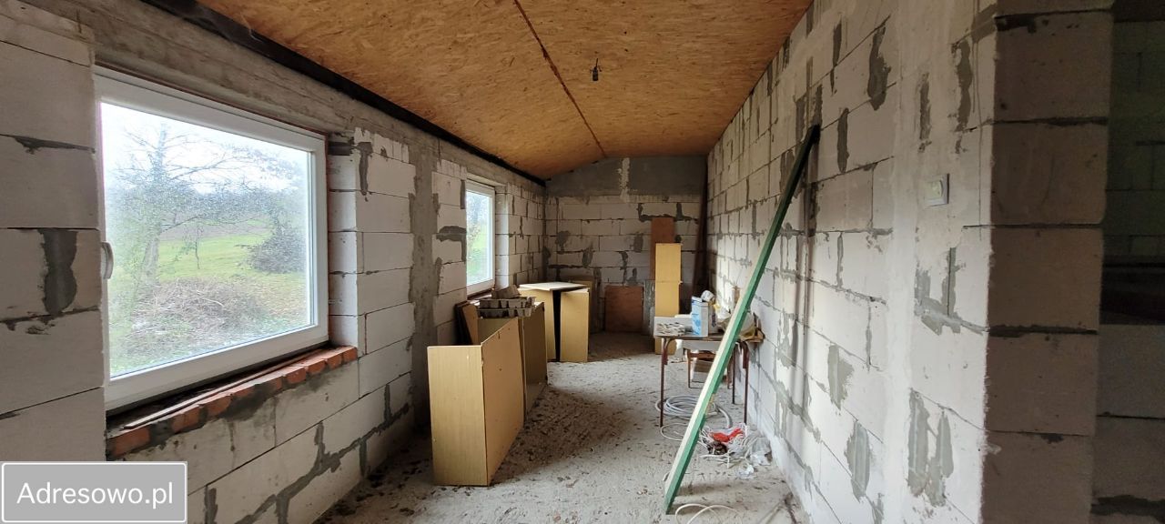 dom wolnostojący, 5 pokoi Sady. Zdjęcie 12