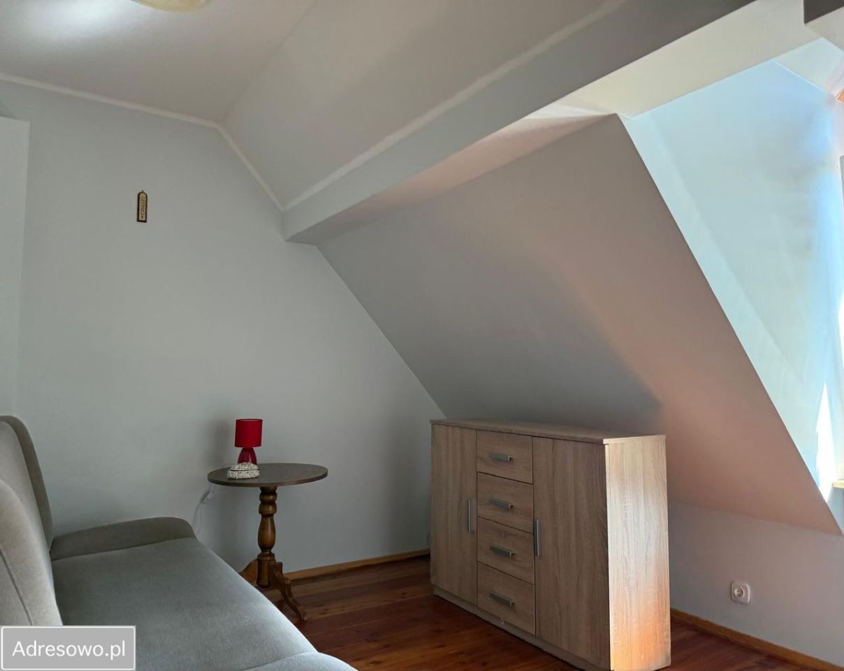 dom wolnostojący, 4 pokoje Rębielcz, ul. Miła. Zdjęcie 2