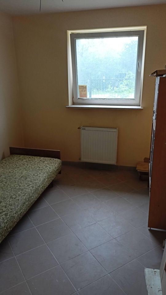 dom wolnostojący, 7 pokoi Brzozowiec, ul. Polna. Zdjęcie 3