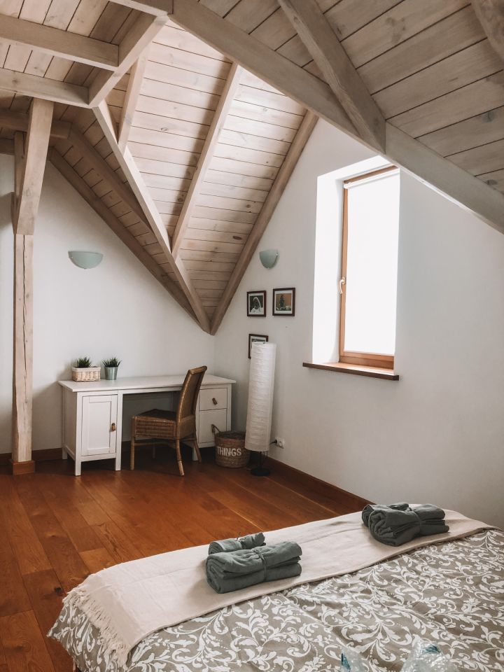 dom wolnostojący, 11 pokoi Ruś. Zdjęcie 17