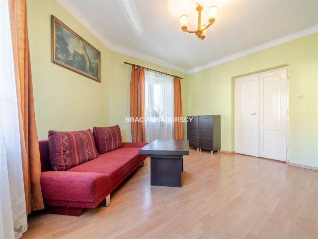 dom wolnostojący, 2 pokoje Kraków Bieżanów, ul. Braterska. Zdjęcie 9