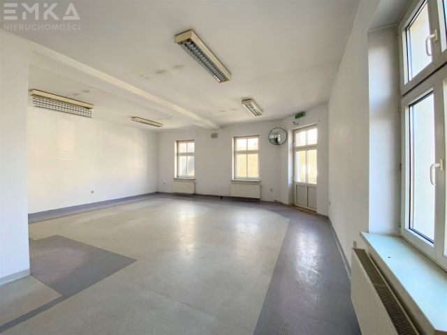 kamienica, 10 pokoi Więcbork, ul. Plac Jana Pawła II. Zdjęcie 12