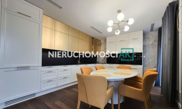 Mieszkanie 4-pokojowe Poznań, ul. Czesława Niemena. Zdjęcie 1