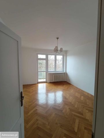 Mieszkanie 3-pokojowe Kraków Krowodrza, ul. Gzymsików. Zdjęcie 1