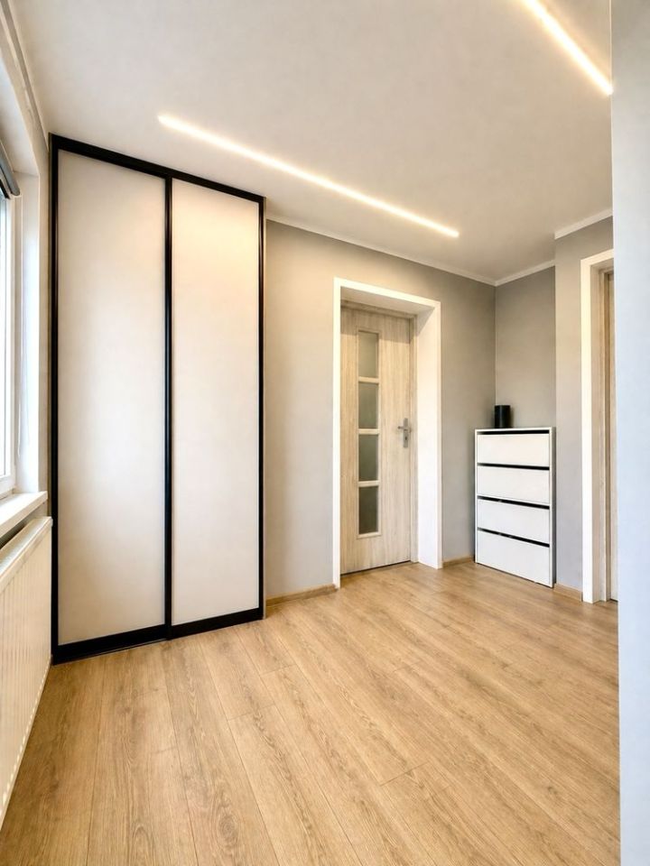 bliźniak, 2 pokoje Kobiór. Zdjęcie 4