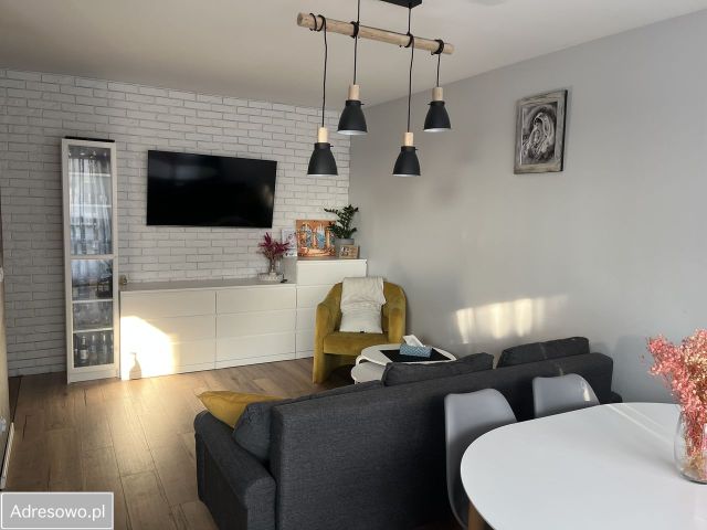 Mieszkanie 3-pokojowe Turka. Zdjęcie 1