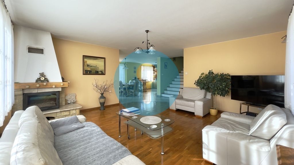 bliźniak, 5 pokoi Bilcza. Zdjęcie 5