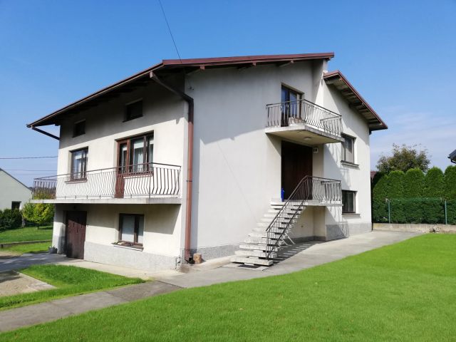 dom, 4 pokoje Krosno, ul. Stefana Żeromskiego. Zdjęcie 1